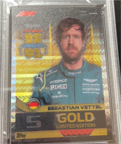 2022 Topps Turbo Attax Formula 1 #LE2G Sebastian Vettel — front