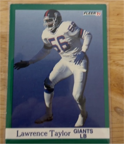 1991 Fleer #319 Lawrence Taylor — front