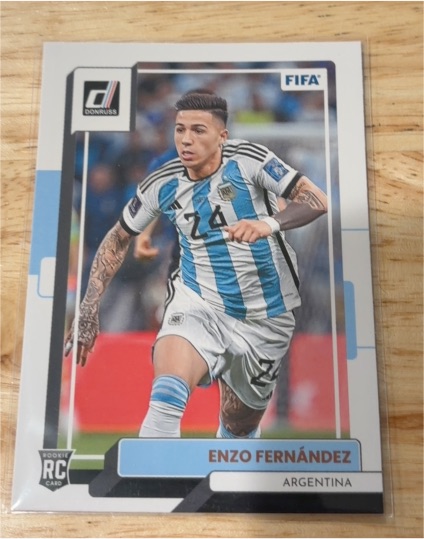 2022-23 Donruss Soccer #66 Enzo Fernández Rookie Card — front