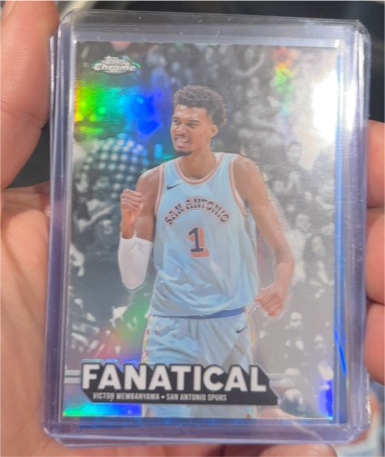 2025-26 Topps Chrome #FAN-1 Victor Wembanyama Fanatical — front