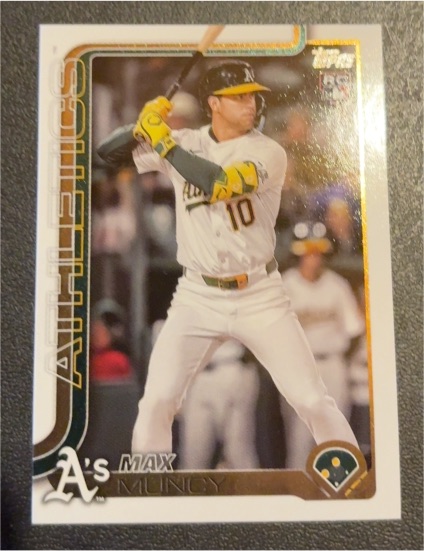 2025 Topps Update #US250 Max Muncy — front
