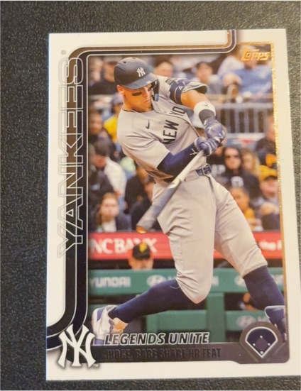 2025 Topps Update #US86 Aaron Judge — front