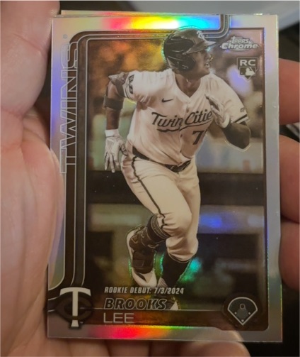 2025 Topps Chrome Update #USC6 Brooks Lee Sepia Refractor Rookie Card — front