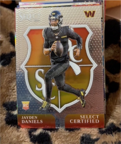 2024 Panini Select #2 Jayden Daniels Select Certified Rookies — front