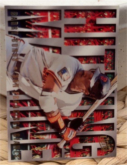 1995 Ultra #4 Barry Bonds Hitting Machines — front
