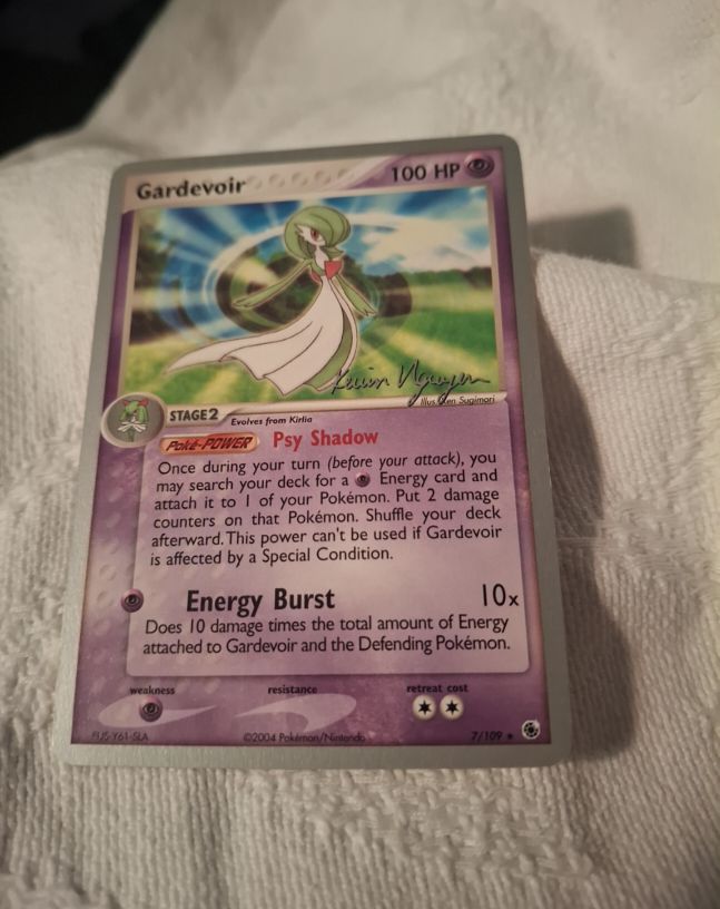 2004 Pokemon EX Ruby & Sapphire #7 Gardevoir — front
