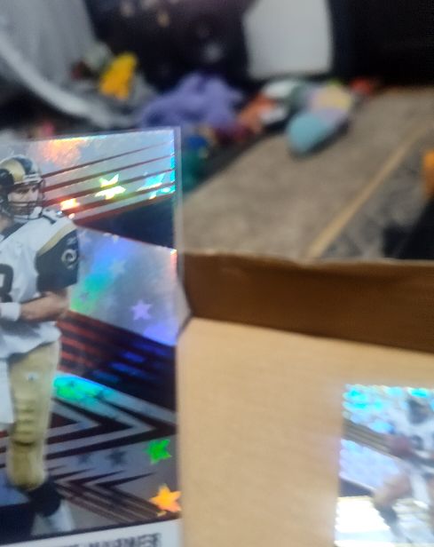 1999 Upper Deck #8 Kurt Warner — front