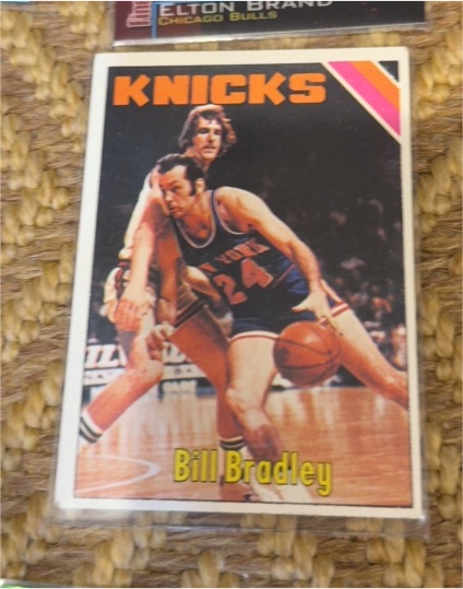 1975-76 Topps #37 Bill Bradley — front