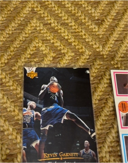 1995 Upper Deck #1 Kevin Garnett — front