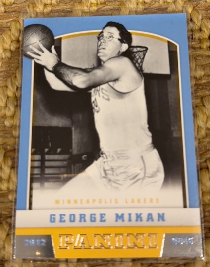 2012-13 Panini #186 George Mikan — front