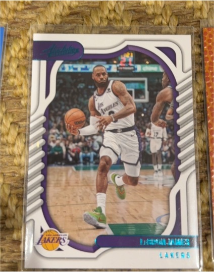 2022-23 Panini Chronicles Absolute #109 LeBron James — front