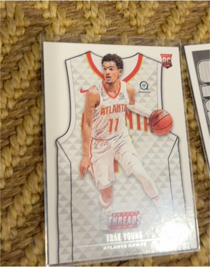 2018 Panini Threads #103 Trae Young — front
