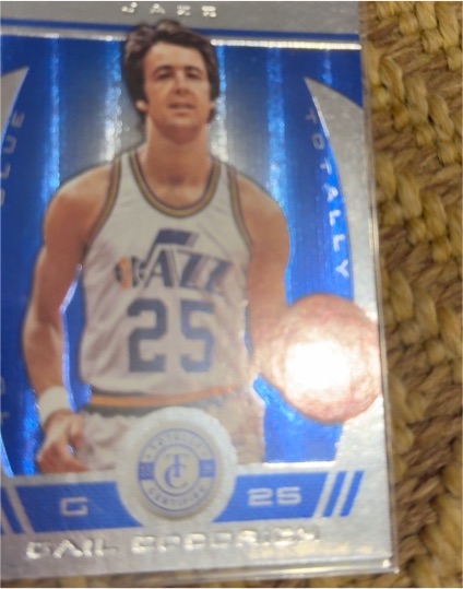 2013-14 Panini Totally Certified #25 Gail Goodrich — front