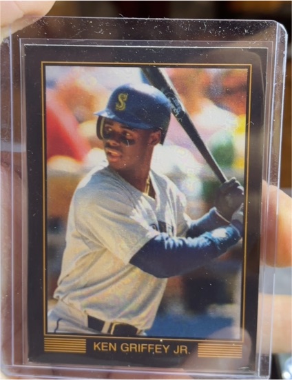 1989 Baseballs Hottest Stars #1 Ken Griffey Jr. — front