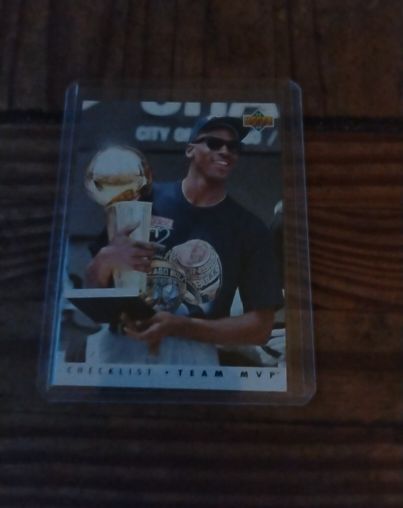 1992-93 Upper Deck #TM1 Michael Jordan Team MVP Checklist — front