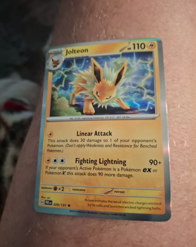 2016 Pokémon Prismatic Evolutions #029 Jolteon — front