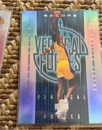 2000-01 Upper Deck Encore #VF1 Kobe Bryant Vertical Forces — front
