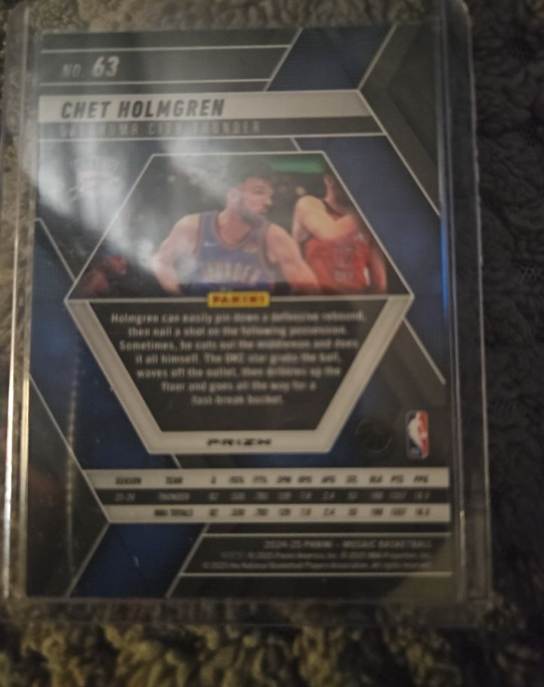 2024-25 Panini Mosaic Prizm #63 Chet Holmgren — front