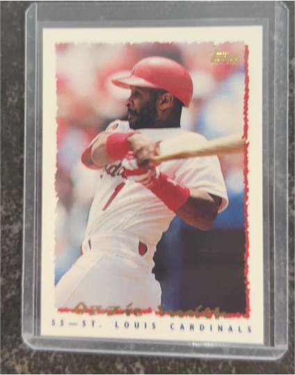 1995 Topps #188 Ozzie Smith — front