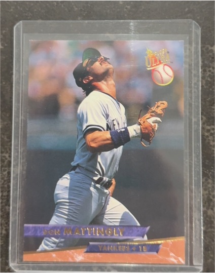 1993 Fleer Ultra #244 Don Mattingly — front