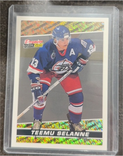 1993-94 Topps Premier Black Gold #1 Teemu Selanne — front