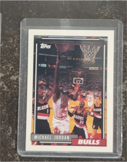 1992 Topps Gold #141 Michael Jordan — front