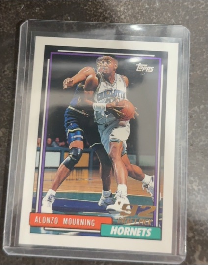 1992-93 Topps #393 Alonzo Mourning — front