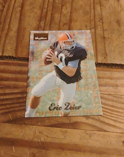 1995 SkyBox Premium #197 Eric Zeier Rookie — front