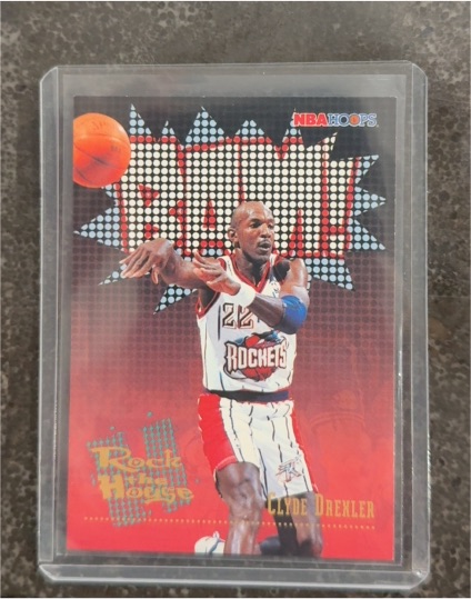 1996 SkyBox NBA Hoops #379 Clyde Drexler Rock the House — front