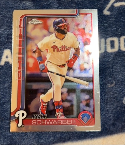 2025 Topps Chrome #31 Kyle Schwarber — front