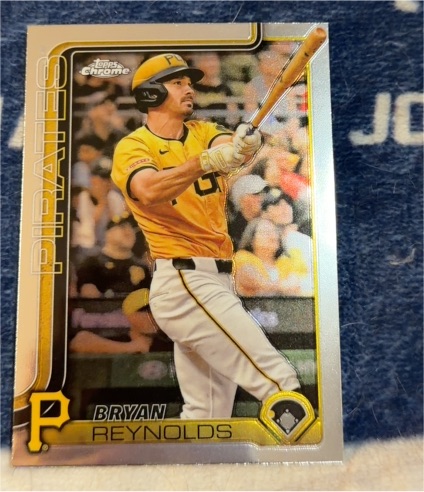 2025 Topps Chrome #9 Bryan Reynolds — front