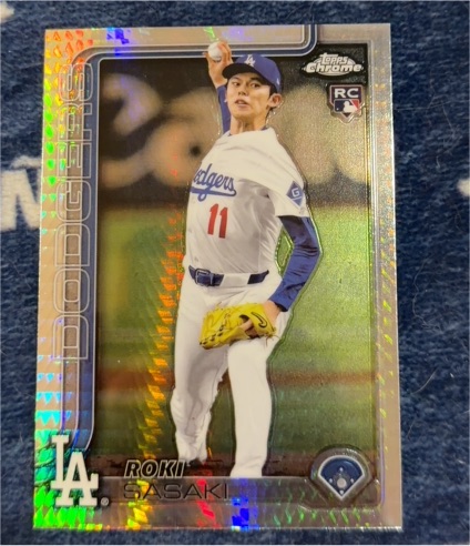 2025 Topps Chrome #217 Roki Sasaki — front