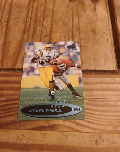 1999 Press Pass #3 Kevin Faulk — front