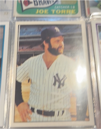1975 SSPC #433 Thurman Munson — front