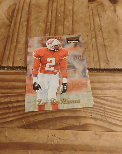 1995 SkyBox Lee DeRamus — front
