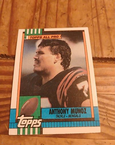 1990 Topps #278 Anthony Munoz — front