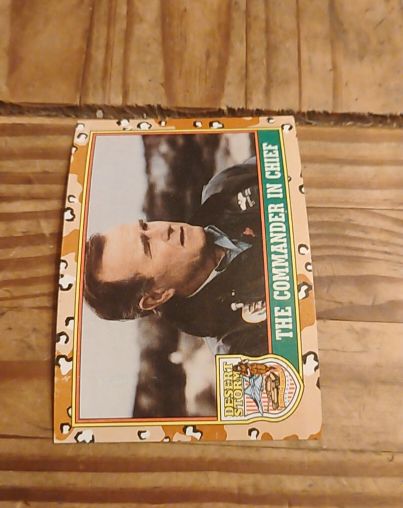 1991 Topps Desert Storm #1 The Commander in Chief George Bush — front