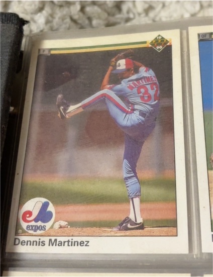 1990 Upper Deck #413 Dennis Martinez — front
