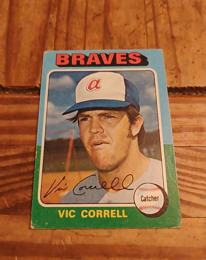 1975 Topps #177 Vic Correll — front