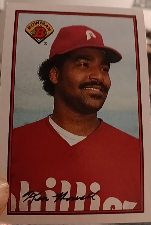 1983 Bowman #100 Ron Hassey — front