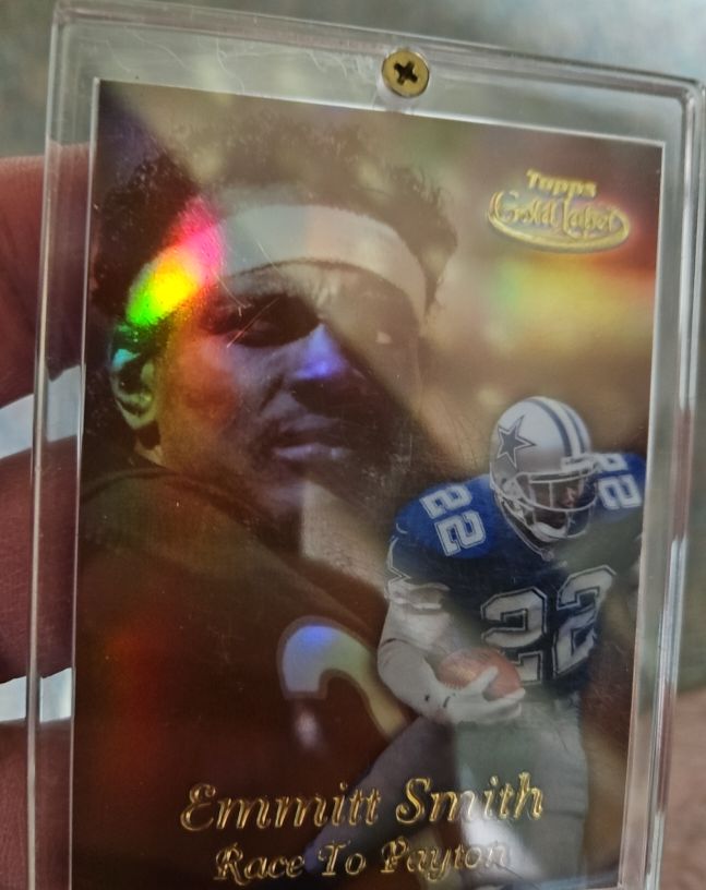 1999 Topps Gold Label Race to Payton #R6 Emmitt Smith — front