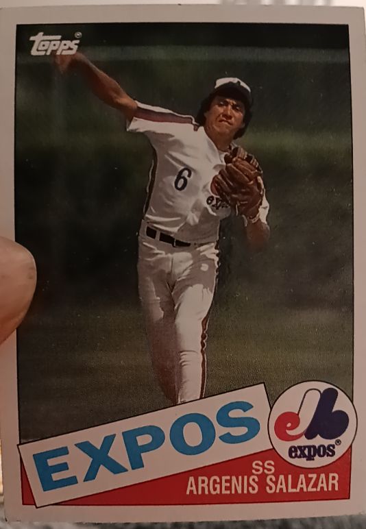 1985 Topps #154 Argenis Salazar — front