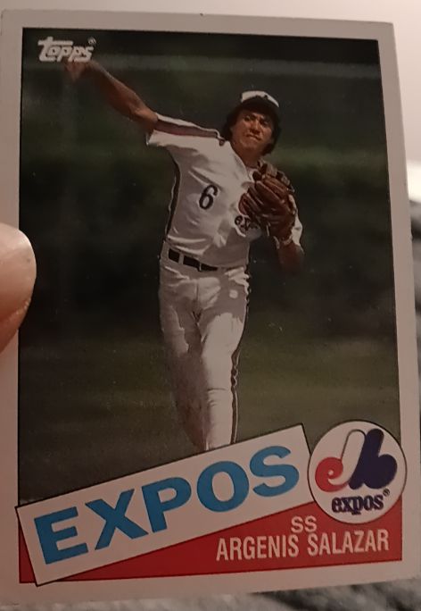1985 Topps #154 Argenis Salazar — front
