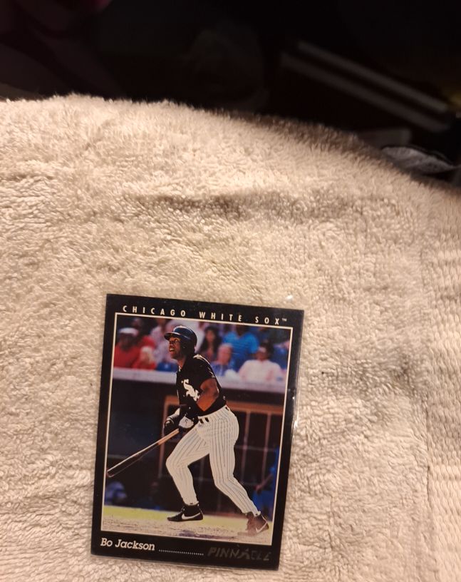 1993 Pinnacle #524 Bo Jackson — front