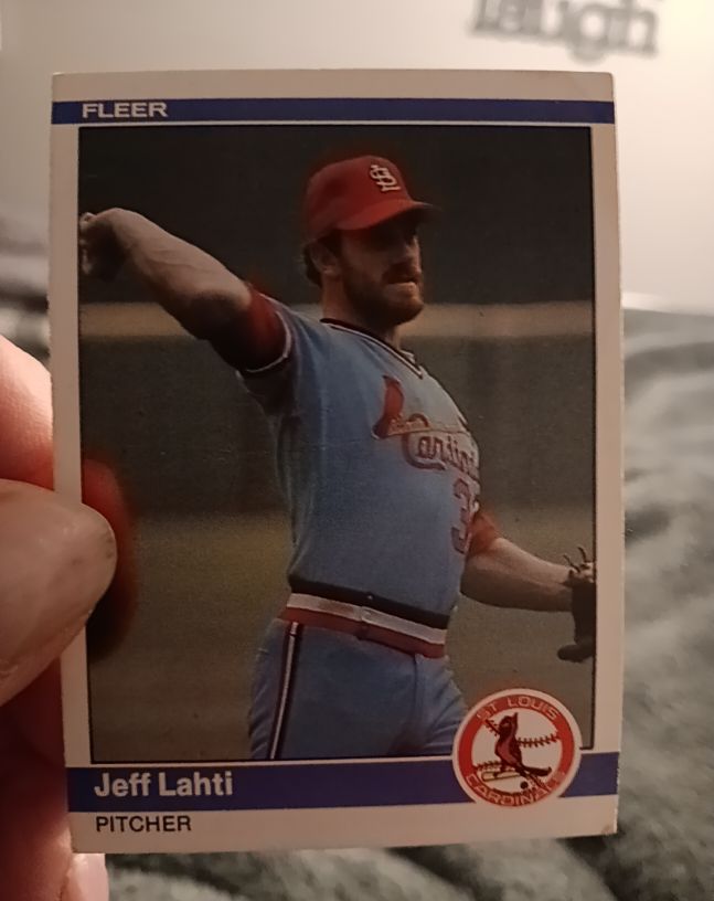 1984 Fleer #327 Jeff Lahti — front