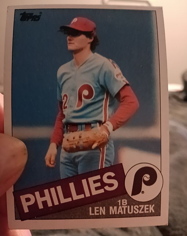 1985 Topps #688 Len Matuszek — front