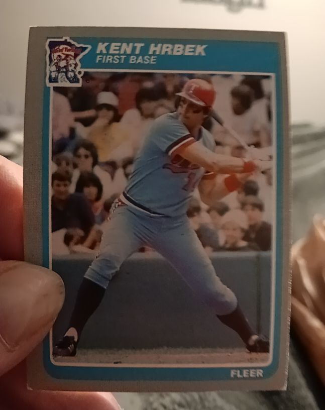 1985 Fleer #281 Kent Hrbek — front
