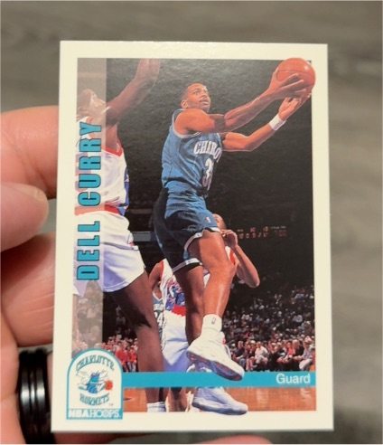 1992-93 NBA Hoops #20 Dell Curry — front