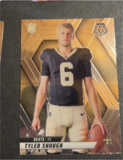 2025 Panini Mosaic #273 Tyler Shough — front