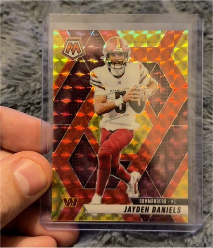 2025 Panini Mosaic #5 Jayden Daniels — front